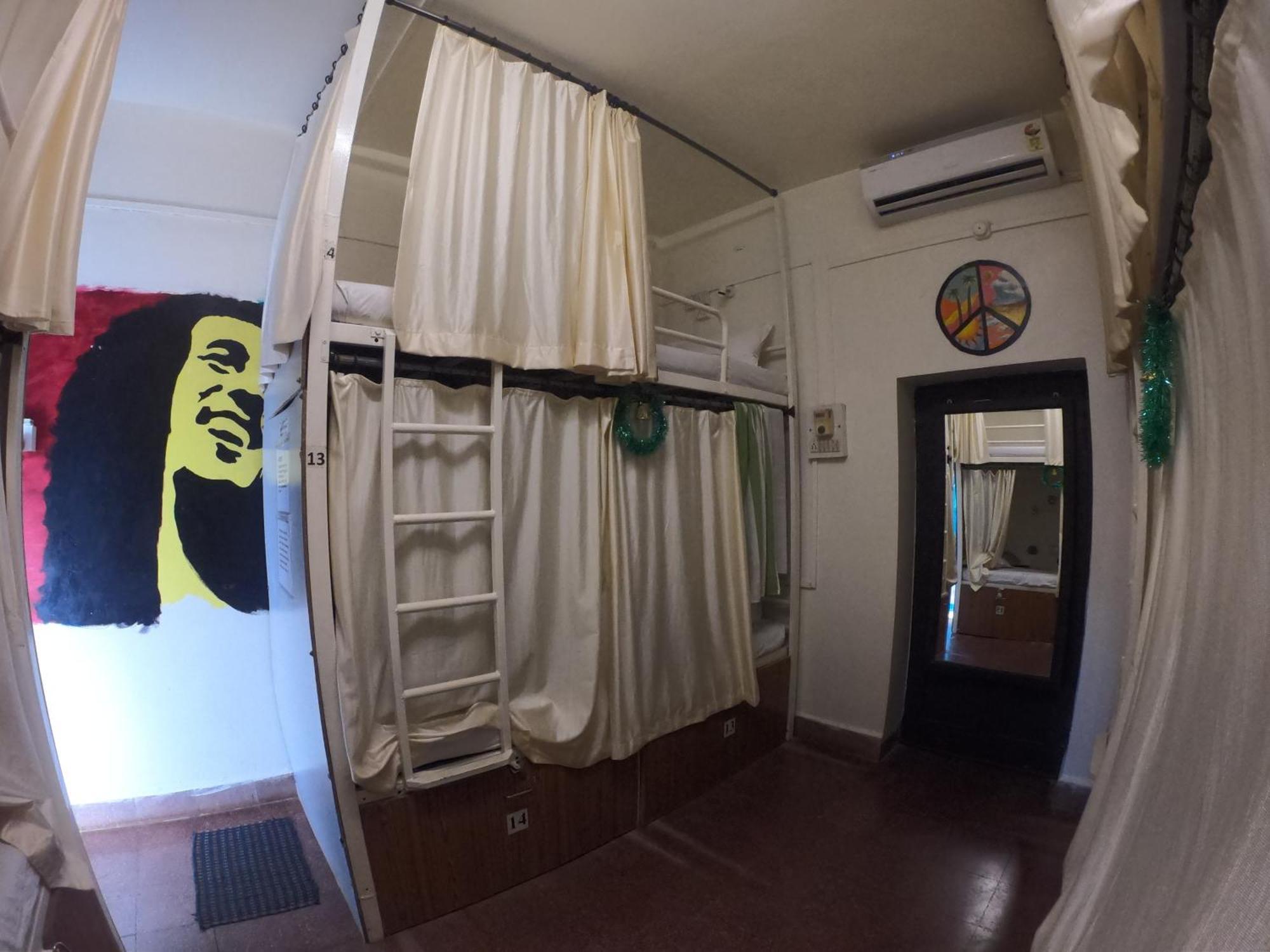 Happy Panda Hostel Arambol Goa Extérieur photo
