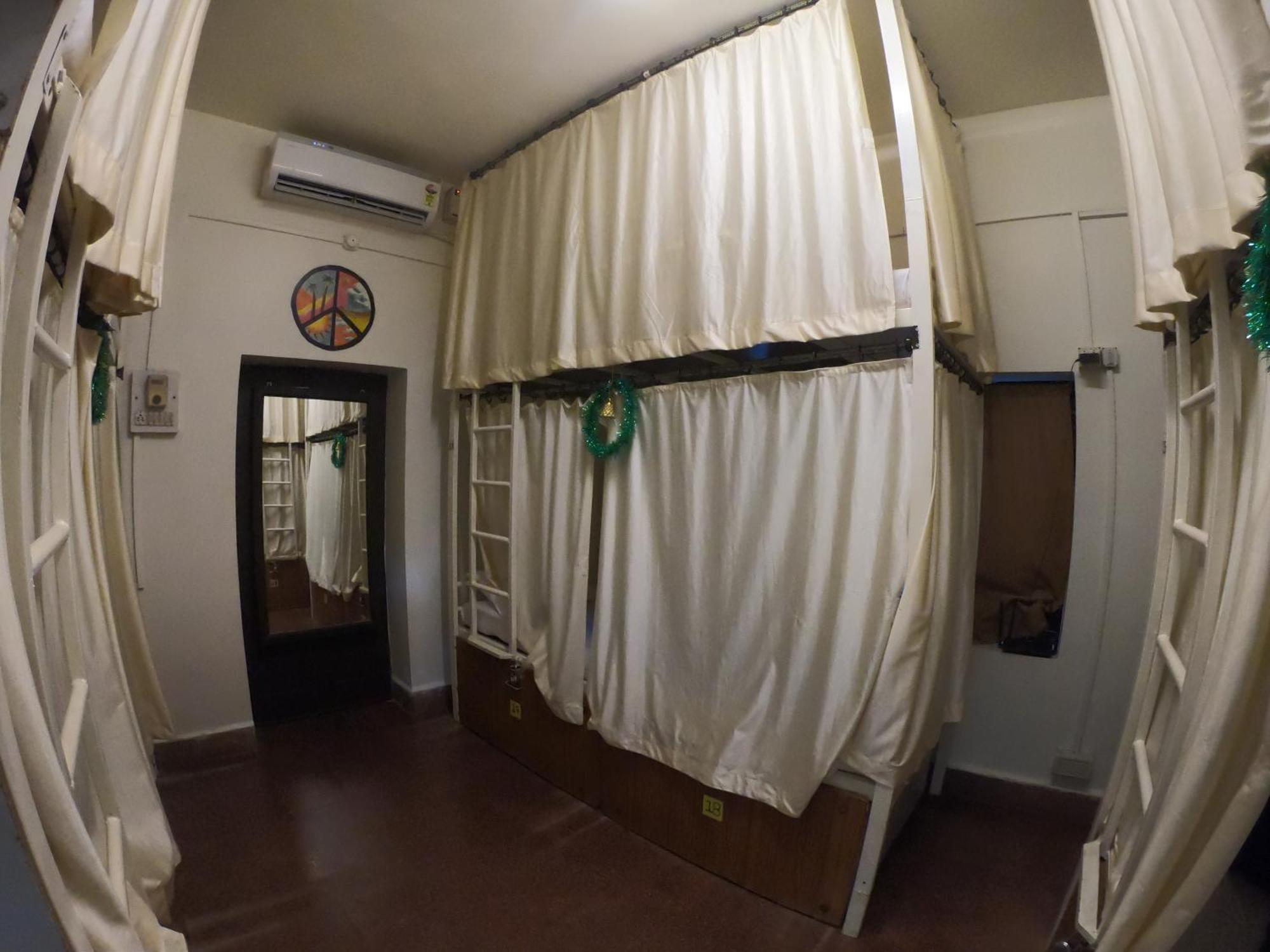 Happy Panda Hostel Arambol Goa Extérieur photo